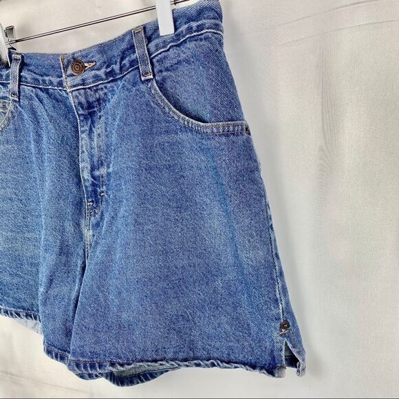 GITANO Vintage 90’s High Waisted Jean Shorts. - Picture 6 of 9